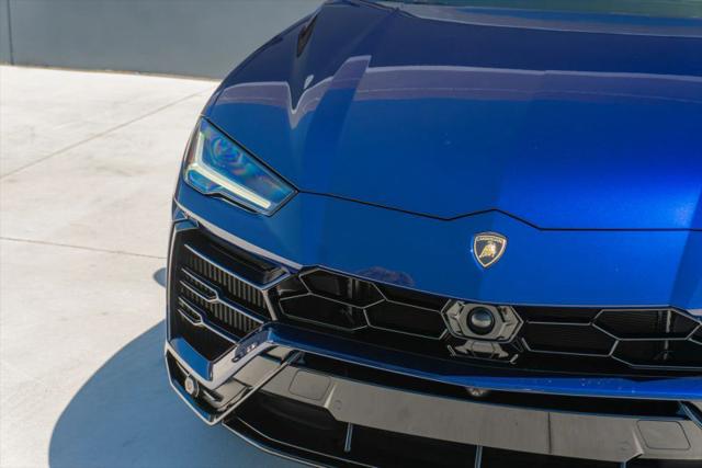 2021 Lamborghini Urus Base