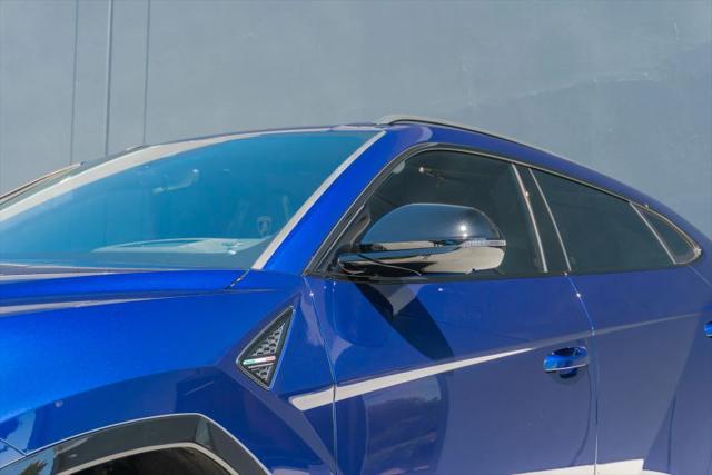 2021 Lamborghini Urus Base