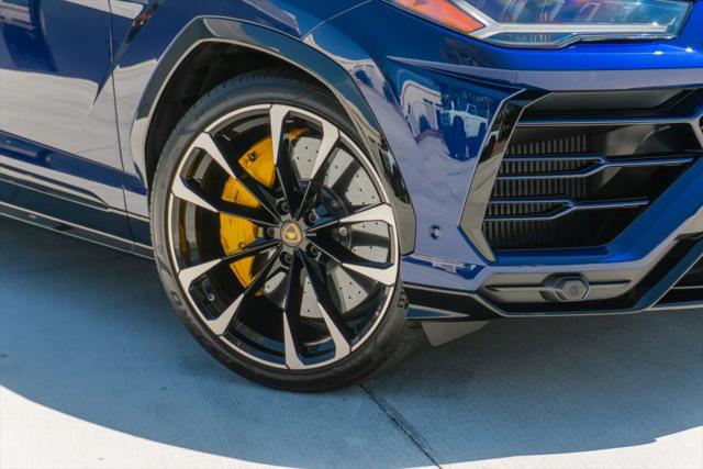 2021 Lamborghini Urus Base