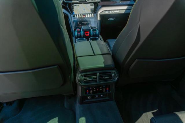 2021 Lamborghini Urus Base