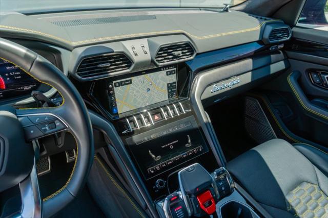 2021 Lamborghini Urus Base