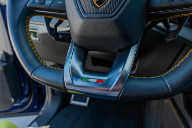 2021 Lamborghini Urus Base