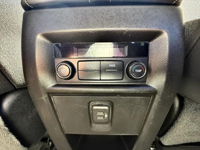 2020 Chevrolet Traverse AWD LT Cloth