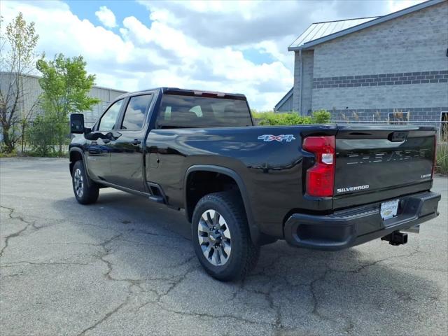 2026 Chevrolet Silverado 2500HD Crew Cab, Long Bed, Custom, 4WD