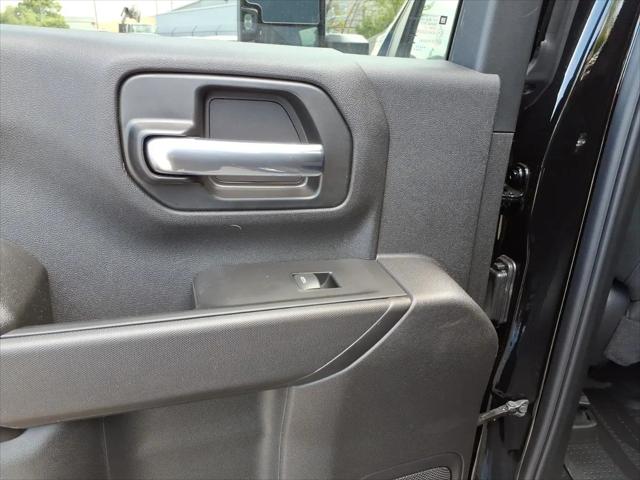 2026 Chevrolet Silverado 2500HD Crew Cab, Long Bed, Custom, 4WD