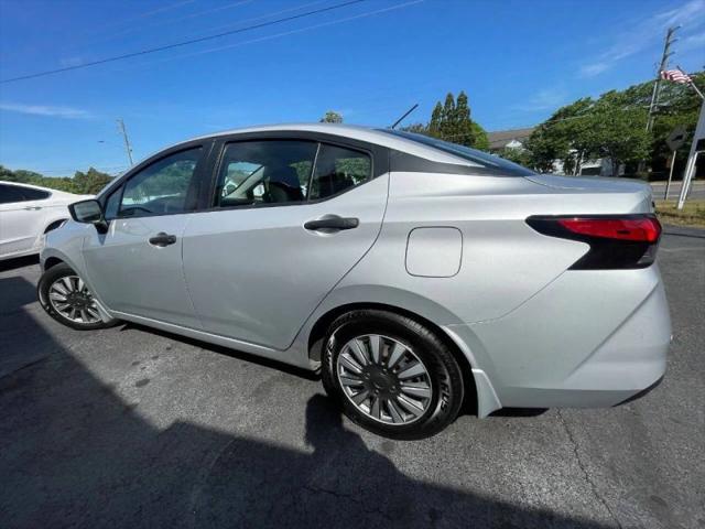2020 Nissan Versa S Xtronic CVT