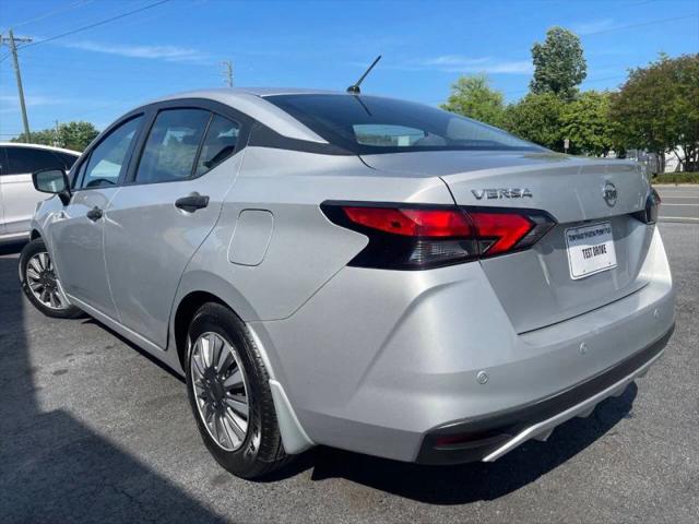 2020 Nissan Versa S Xtronic CVT