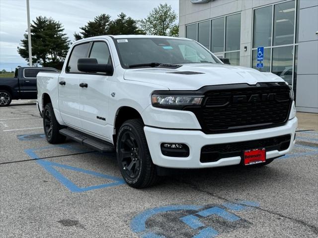 2026 RAM Ram 1500 RAM 1500 EXPRESS CREW CAB 4X4 57 BOX