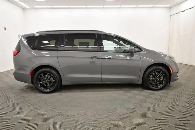 2020 Chrysler Pacifica AWD Launch Edition