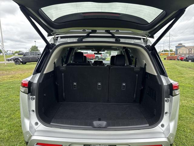 2024 Nissan Pathfinder SL 4WD
