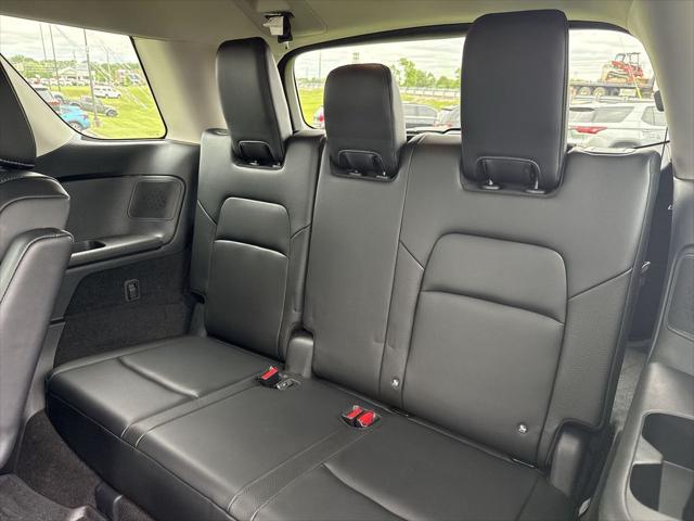 2024 Nissan Pathfinder SL 4WD