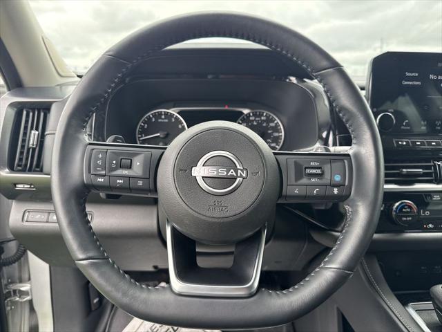 2024 Nissan Pathfinder SL 4WD