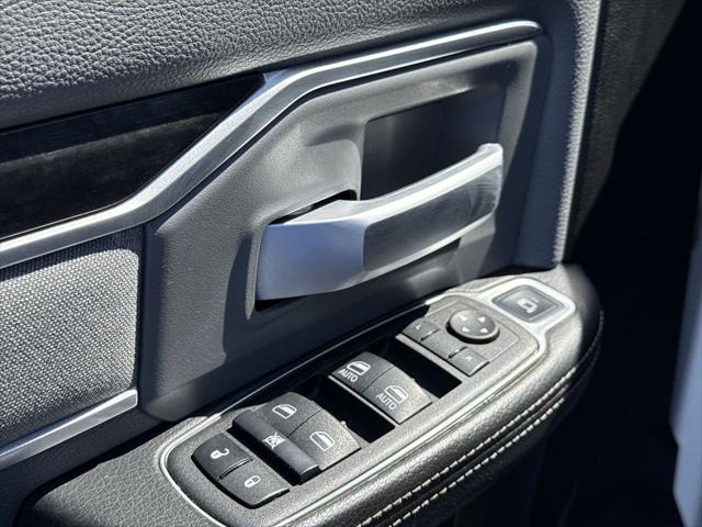 2023 Ram 3500 Tradesman/SLT/Laramie/Limited