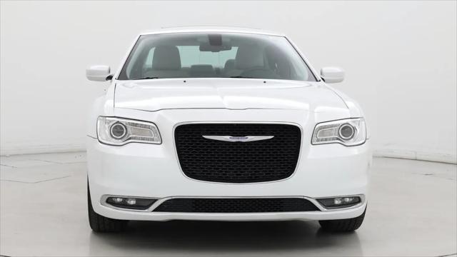 2015 Chrysler 300 Limited