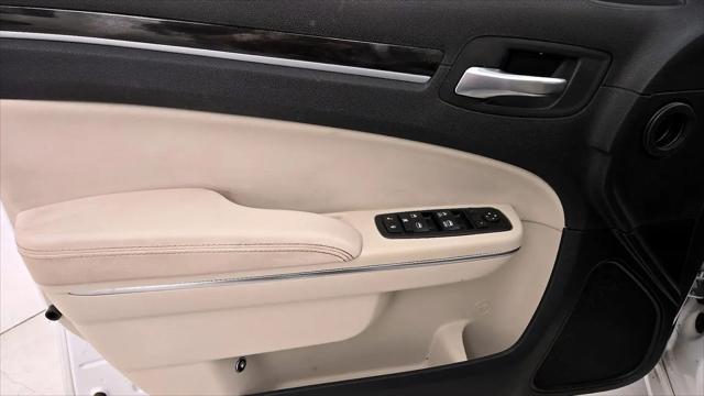 2015 Chrysler 300 Limited