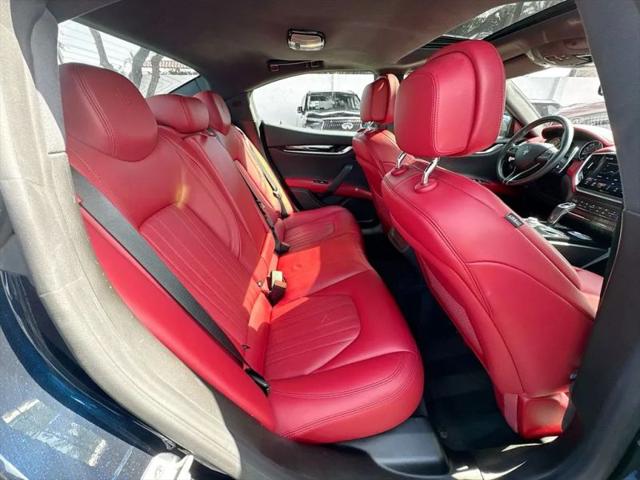 2023 Maserati Ghibli Modena