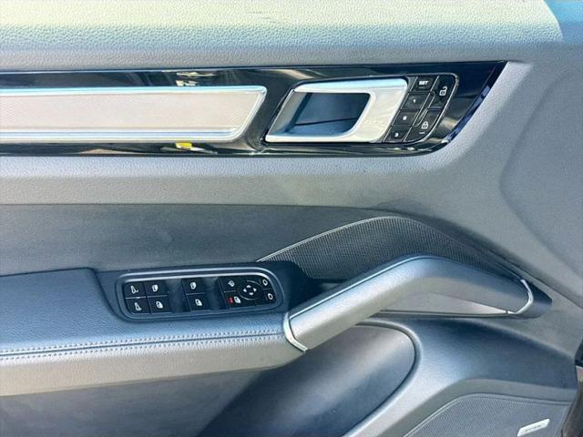 2020 Porsche Cayenne Base