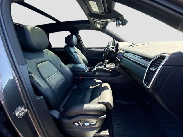 2020 Porsche Cayenne Base