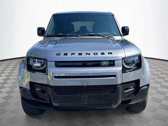 2024 Land Rover Defender 110 P400 X-Dynamic SE