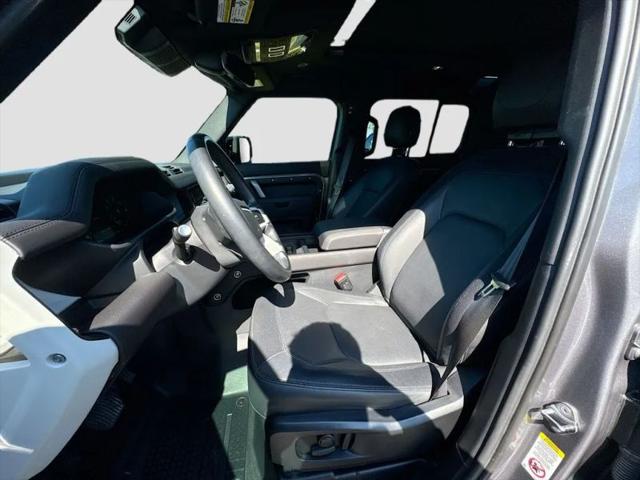 2024 Land Rover Defender 110 P400 X-Dynamic SE