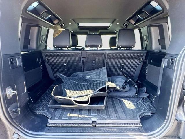 2024 Land Rover Defender 110 P400 X-Dynamic SE