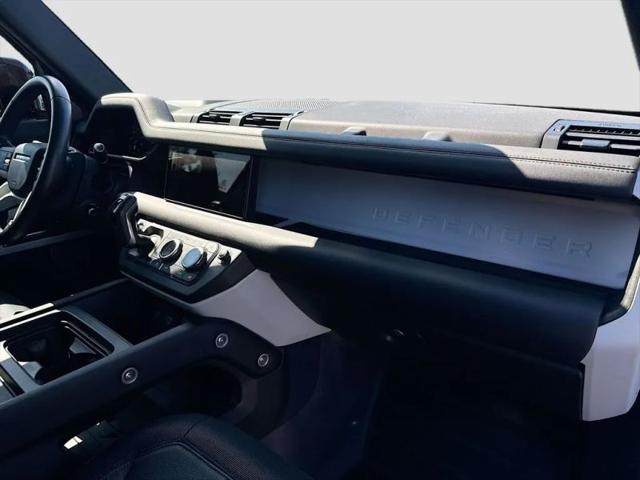 2024 Land Rover Defender 110 P400 X-Dynamic SE