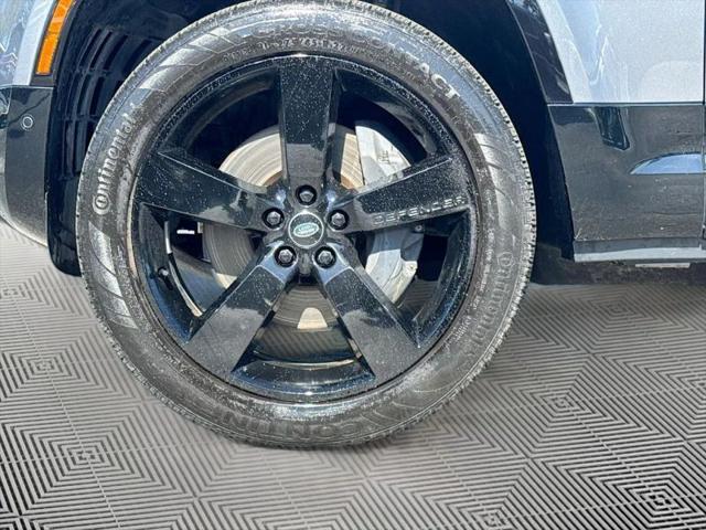 2024 Land Rover Defender 110 P400 X-Dynamic SE