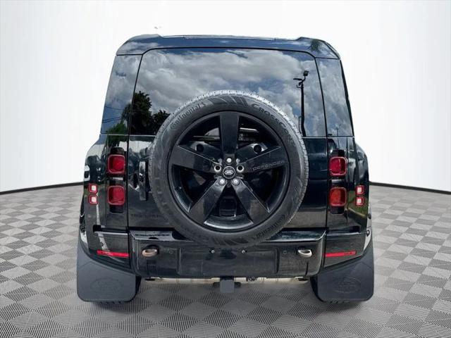2024 Land Rover Defender 110 P400 X-Dynamic SE