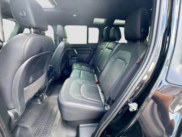 2024 Land Rover Defender 110 P400 X-Dynamic SE