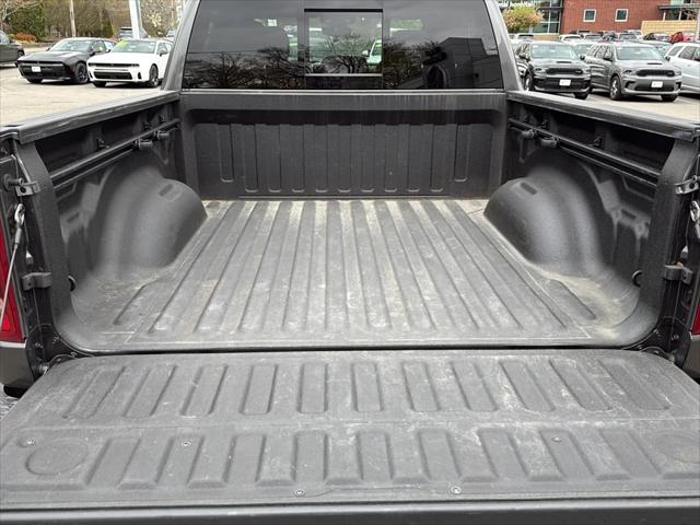 2022 Ram 1500 Big Horn Crew Cab 4x4 5'7" Box