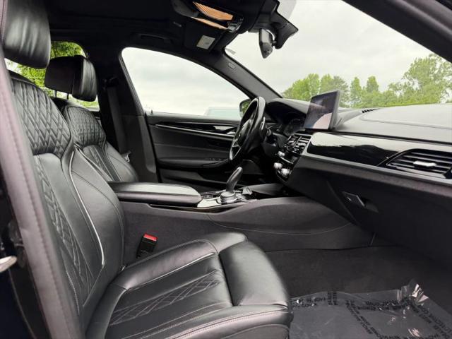 2022 BMW M5 i xDrive