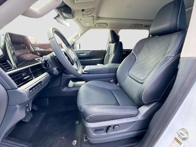 2026 INFINITI QX80 LUXE