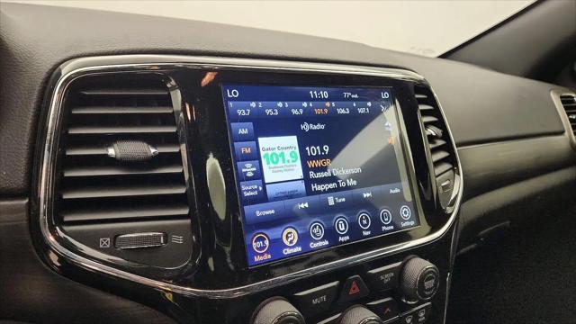 2022 Jeep Grand Cherokee Laredo X 4x2