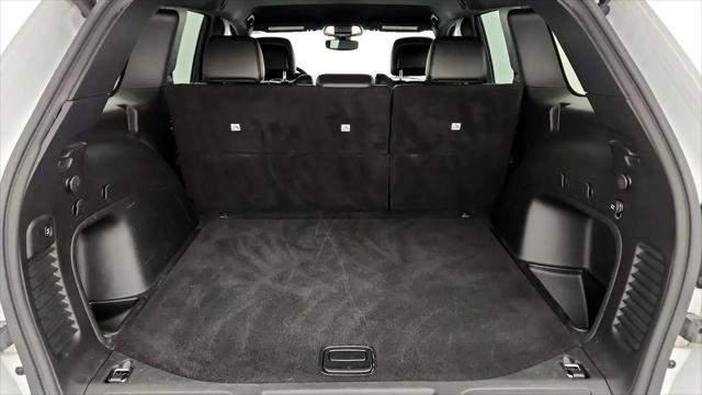 2022 Jeep Grand Cherokee Laredo X 4x2