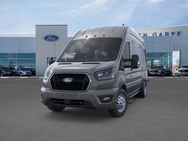 2026 Ford Transit Passenger Wagon XLT