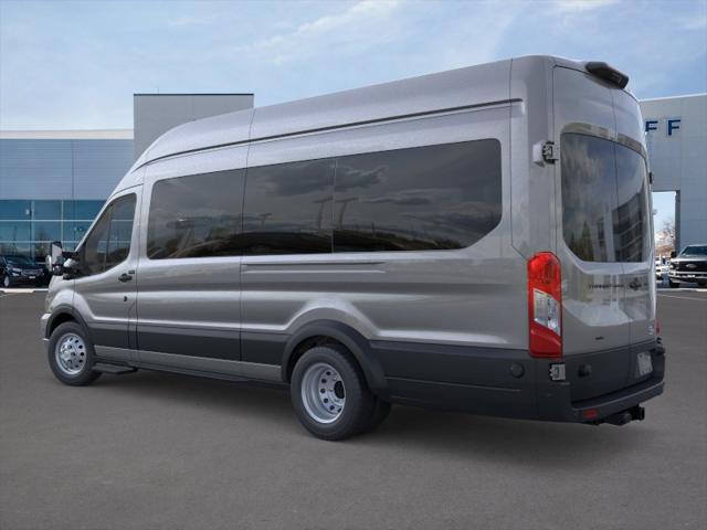 2026 Ford Transit Passenger Wagon XLT