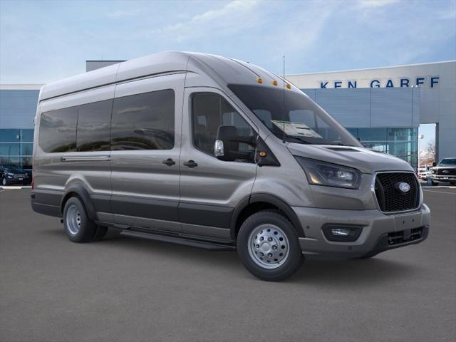 2026 Ford Transit Passenger Wagon XLT