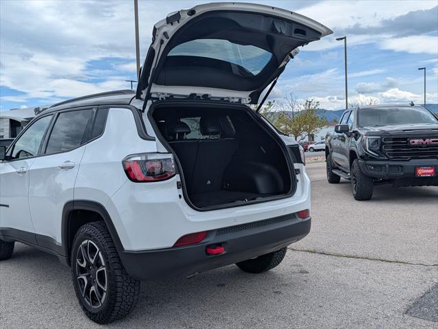 2025 Jeep Compass Trailhawk 4x4