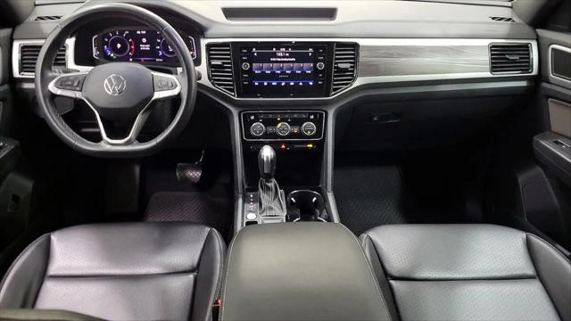 2022 Volkswagen Atlas Cross Sport 2.0T SE w/Technology