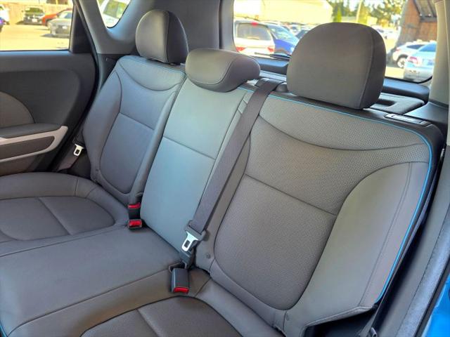 2015 Kia Soul EV +