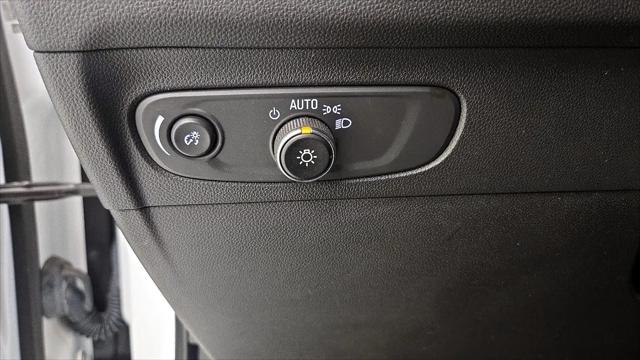 2023 Buick Envision Essence FWD