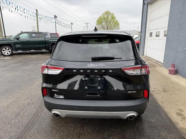 2022 Ford Escape SEL