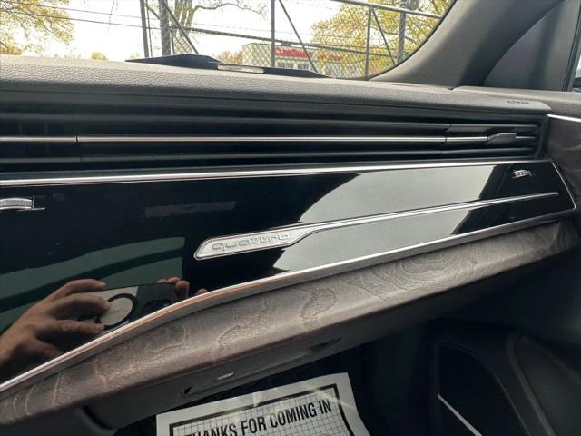 2021 Audi Q8 Premium Plus 55 TFSI quattro Tiptronic