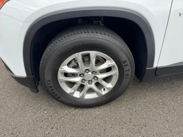 2021 Chevrolet Traverse FWD LT Leather