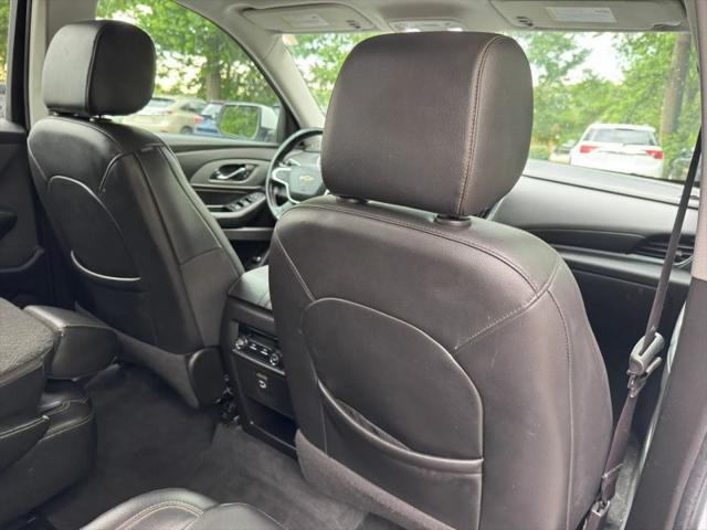 2021 Chevrolet Traverse FWD LT Leather