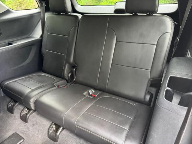 2021 Chevrolet Traverse FWD LT Leather