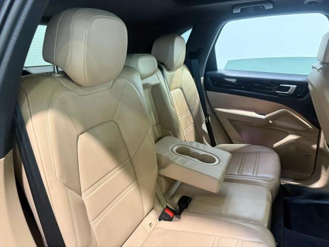 2019 Porsche Cayenne Base