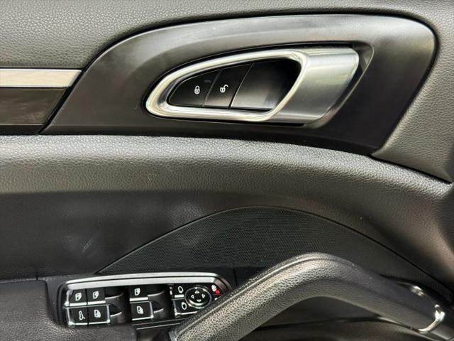 2017 Porsche Cayenne Platinum Edition