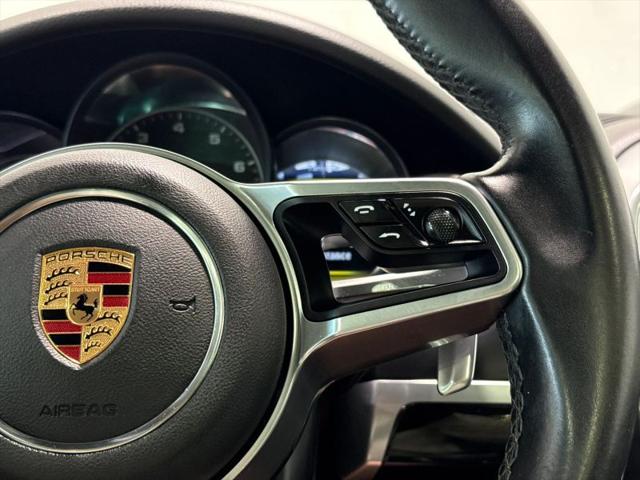 2017 Porsche Cayenne Platinum Edition