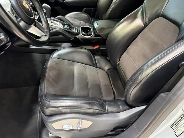2017 Porsche Cayenne Platinum Edition